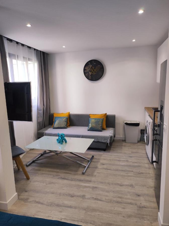 Lumineux Charming Appartement - Cozy Flat 르 슈네 외부 사진